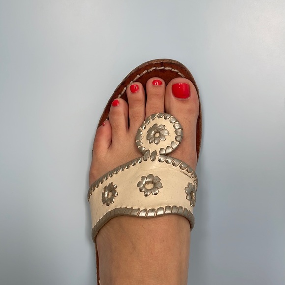 Lightly used Jack Rogers sandals - Picture 1 of 3